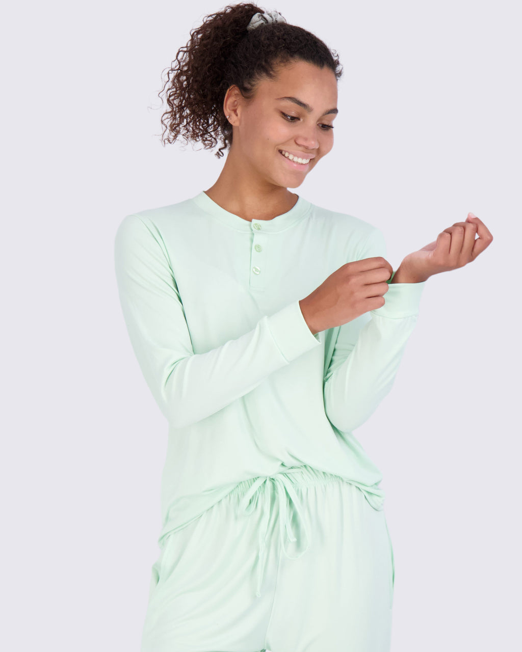 4 Piece: Womens Long Sleeve Henley & Jogger Lounge Pajama Set