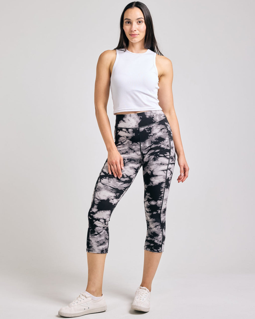 4 Pack: Women's Capri Leggings with Pockets (Available in Plus Size)