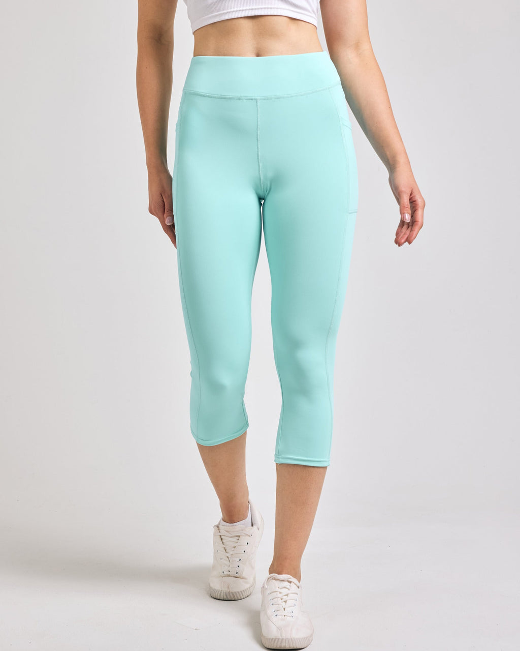 4 Pack: Women's Capri Leggings with Pockets (Available in Plus Size)