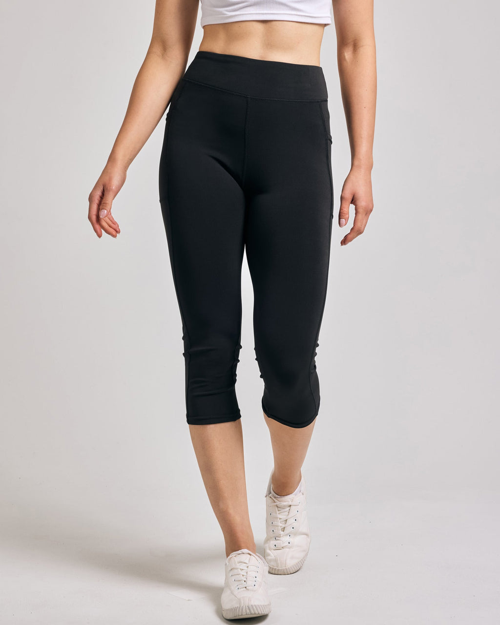 4 Pack: Women's Capri Leggings with Pockets (Available in Plus Size)