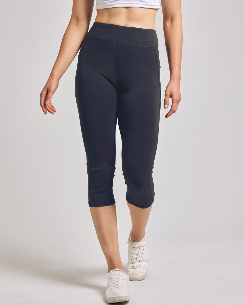 4 Pack: Women's Capri Leggings with Pockets (Available in Plus Size)