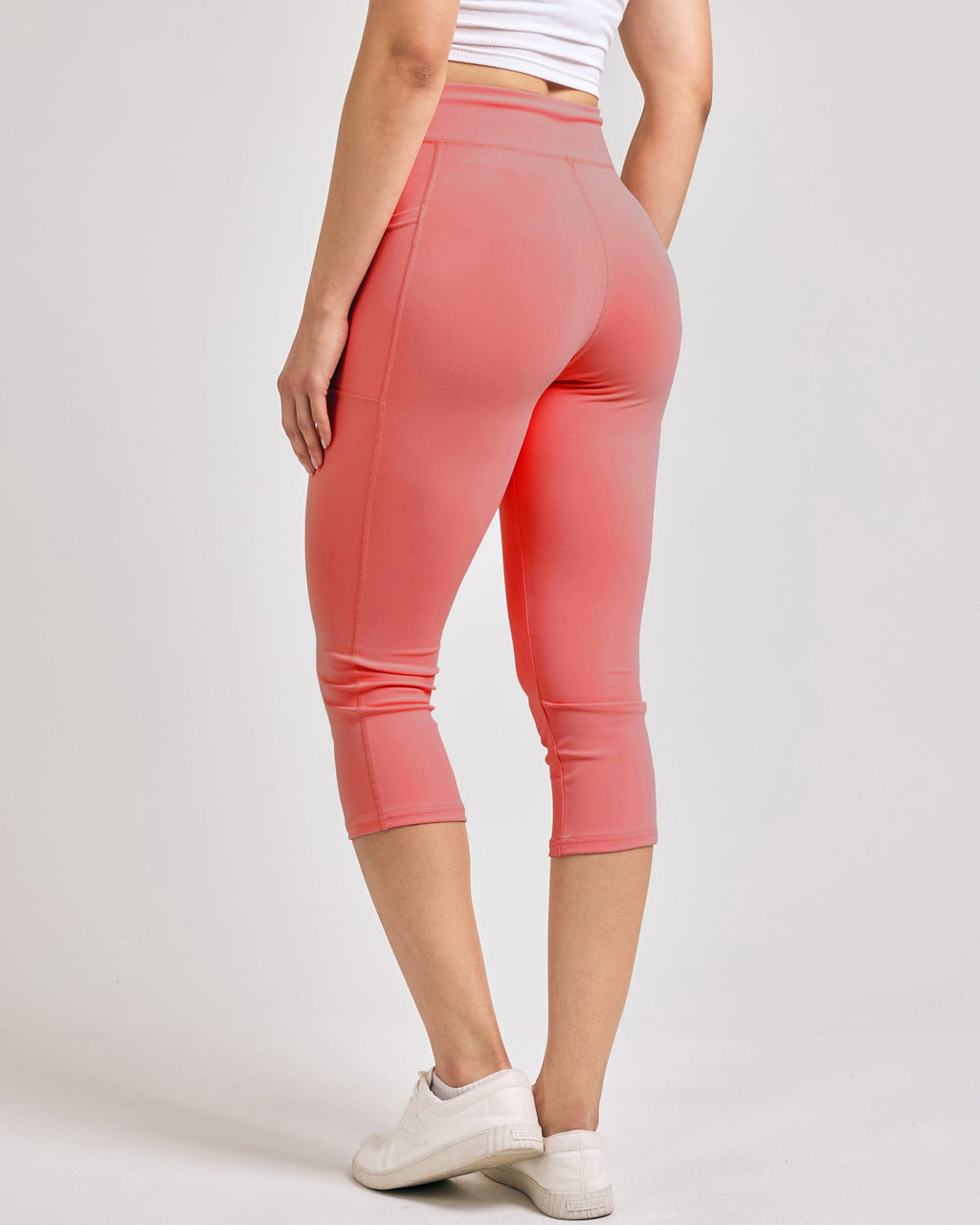 4 Pack: Women's Capri Leggings with Pockets (Available in Plus Size)