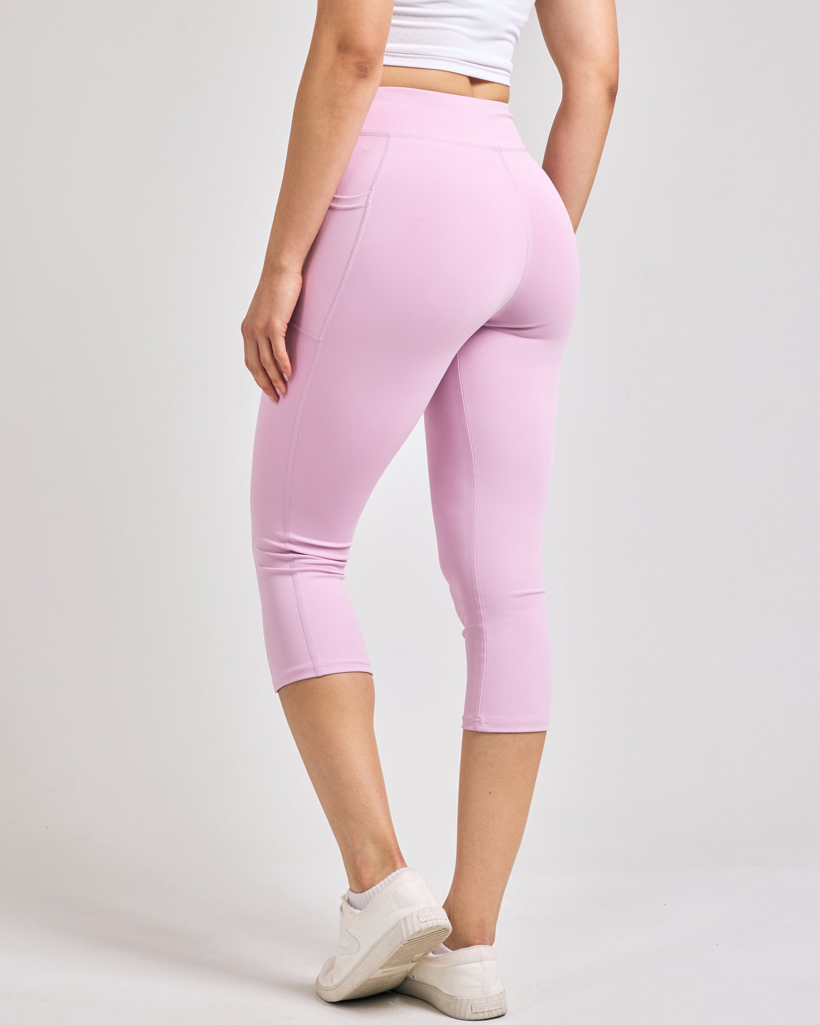 4 Pack: Women's Capri Leggings with Pockets (Available in Plus Size)