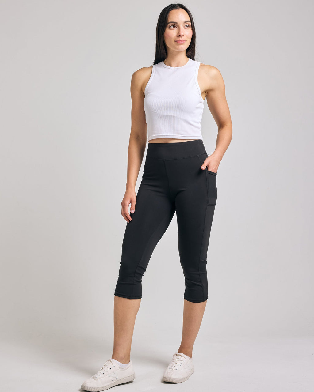 4 Pack: Women's Capri Leggings with Pockets (Available in Plus Size)