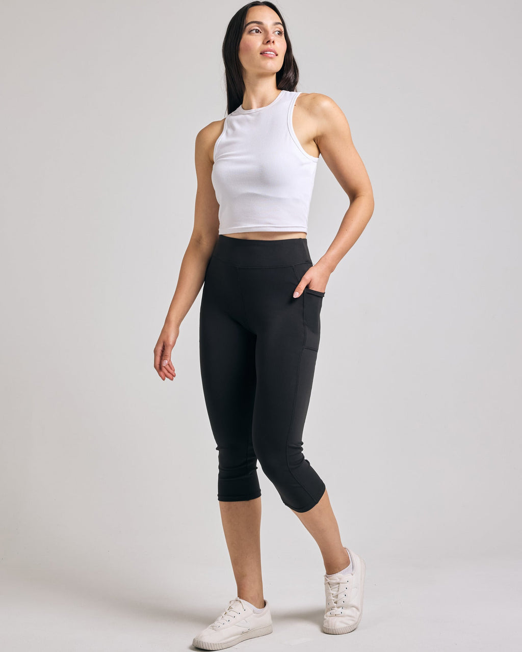 4 Pack: Women's Capri Leggings with Pockets (Available in Plus Size)