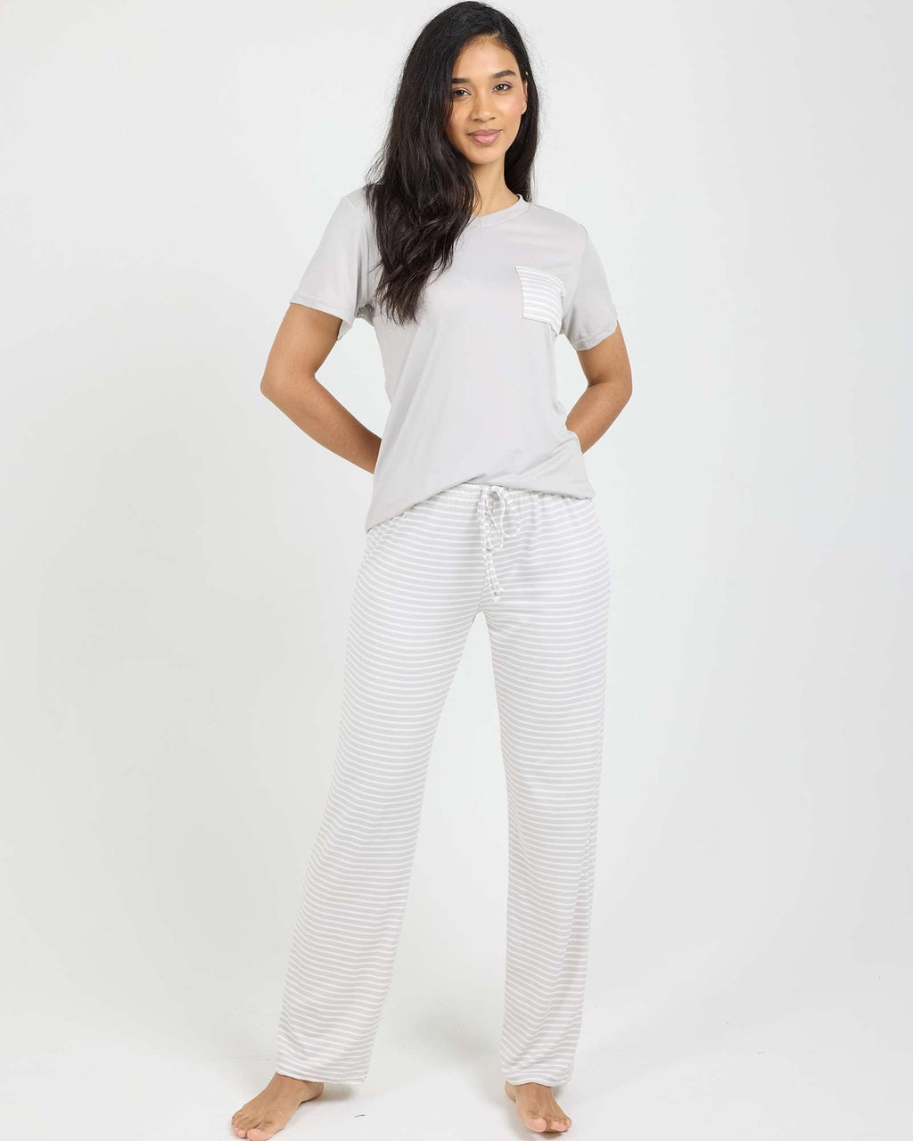 2 Pack: Women’s Pajama Set Super-Soft Short Sleeve V-Neck Top With Pants (Available in Plus Size)