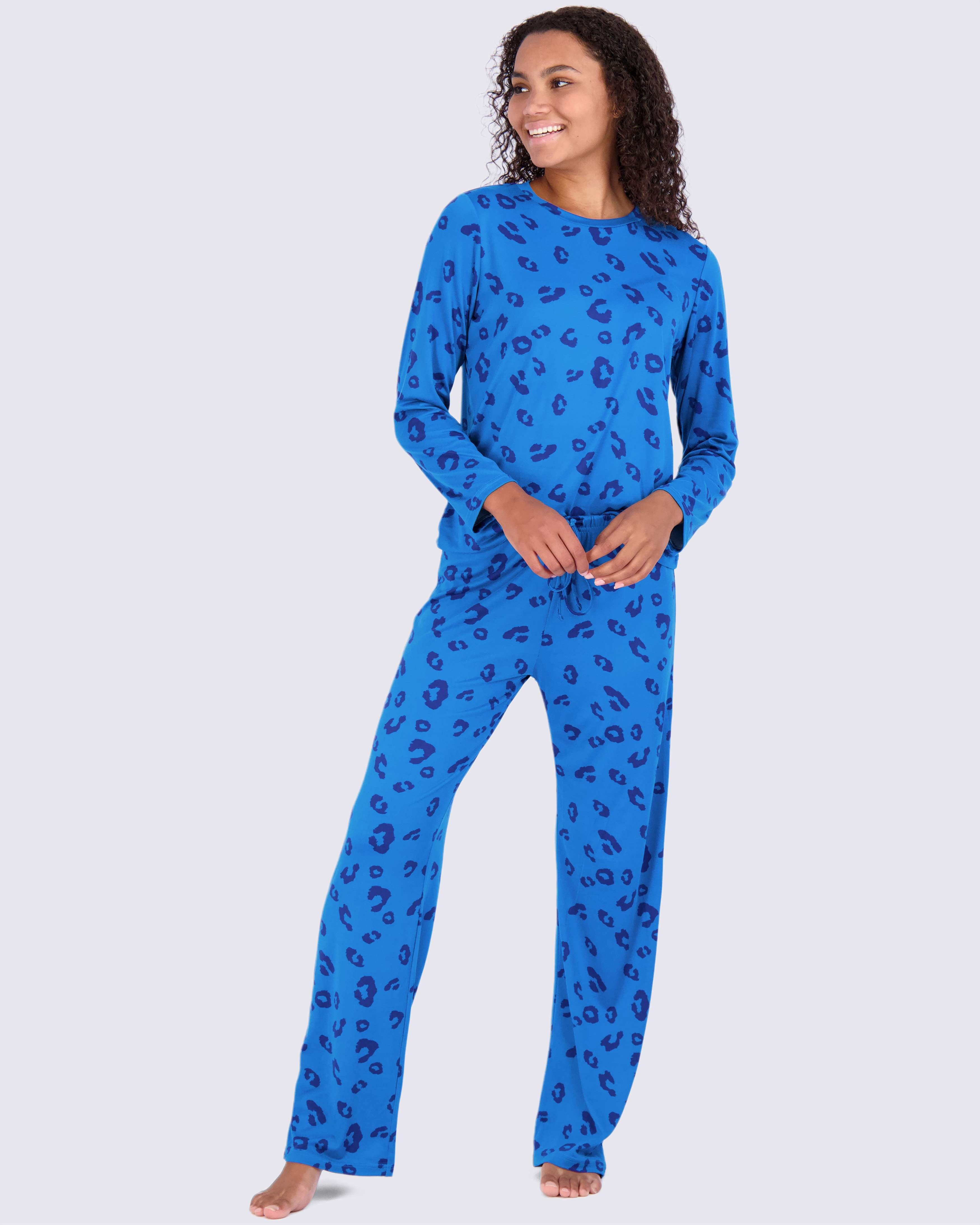 2 Pack: Women’s Pajama Set Super-Soft Long Sleeve Top With Pants