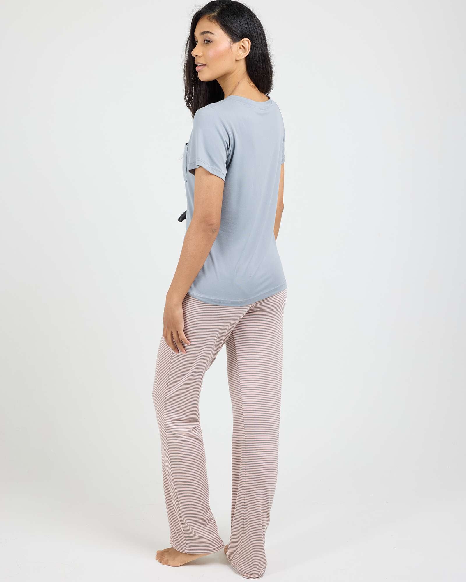 2 Pack: Women’s Pajama Set Super-Soft Short Sleeve V-Neck Top With Pants (Available in Plus Size)