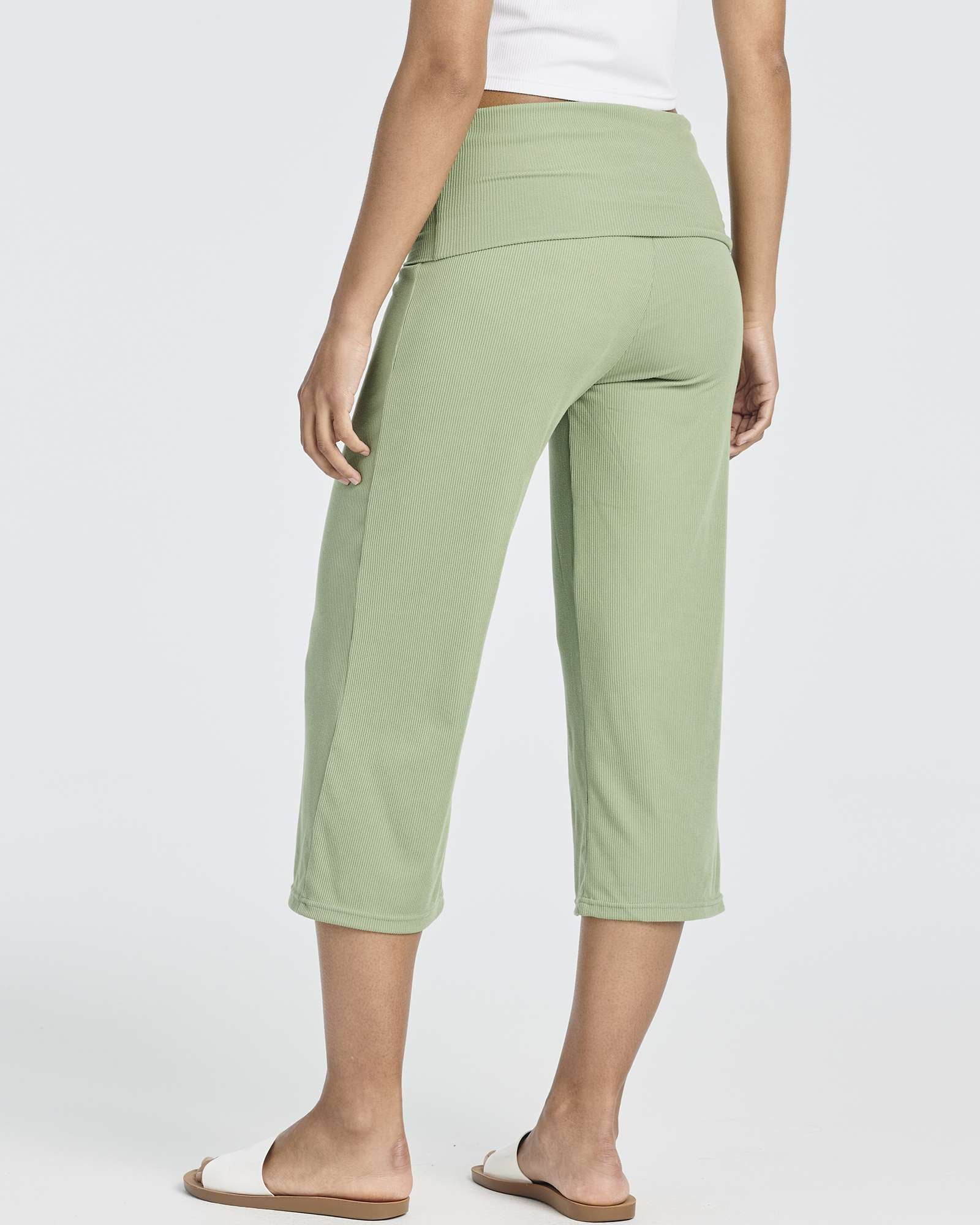3 Pack: Women's Ribbed Foldover Wide Leg Capri Pants