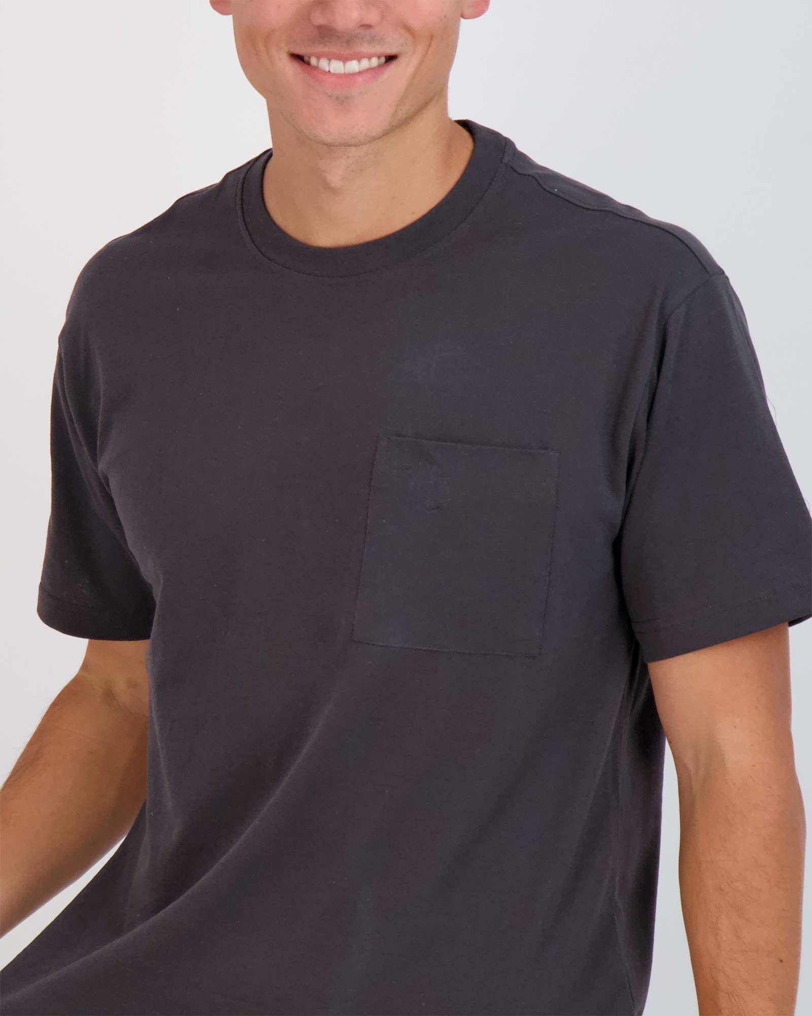 4 Pack: Mens Cotton Short Sleeve Crew Neck Pocket T-Shirt