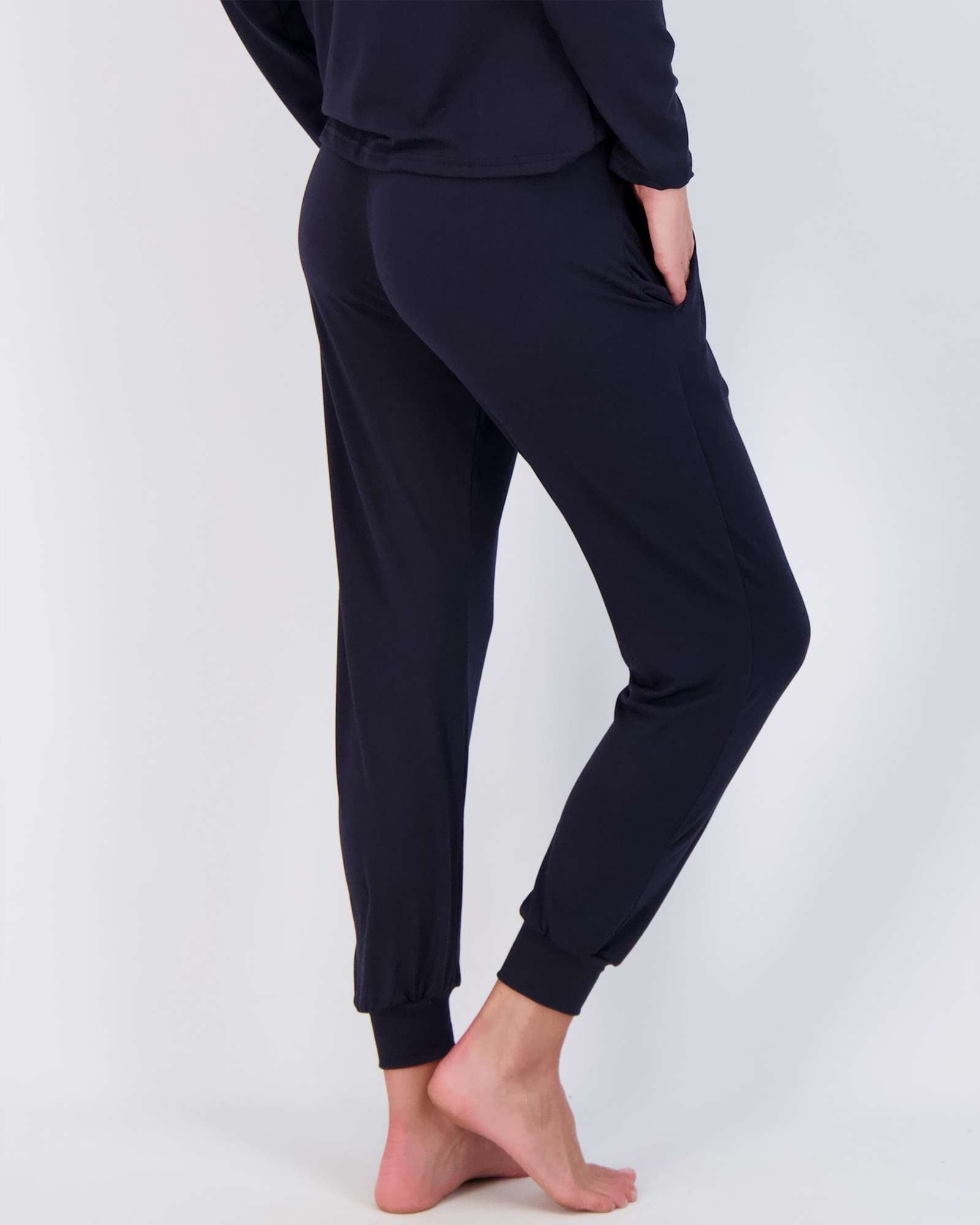 4 Piece: Womens Long Sleeve Henley & Jogger Lounge Pajama Set