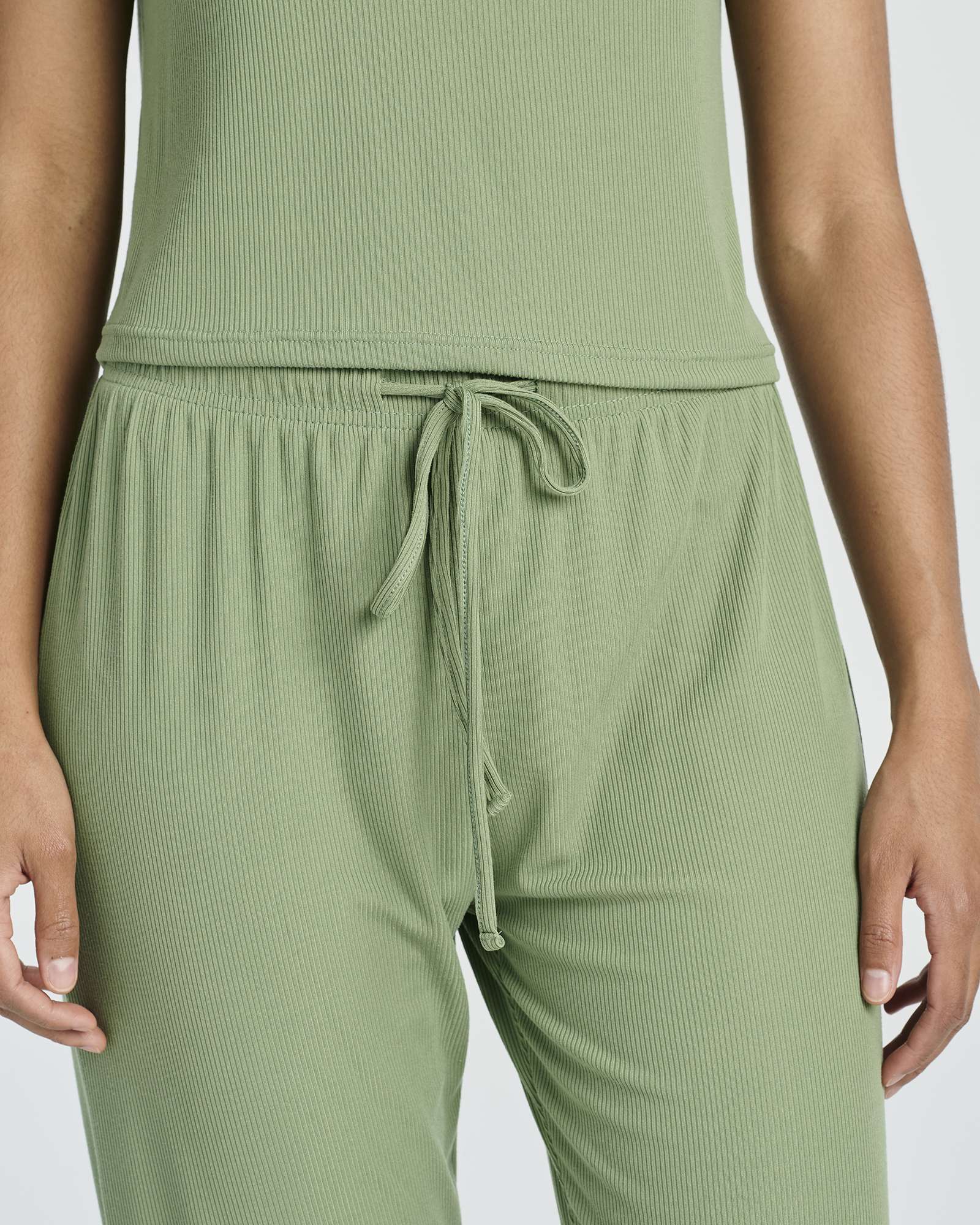 2 Pack: Women's Ribbed Knit Cropped Top with Jogger Sweatpants