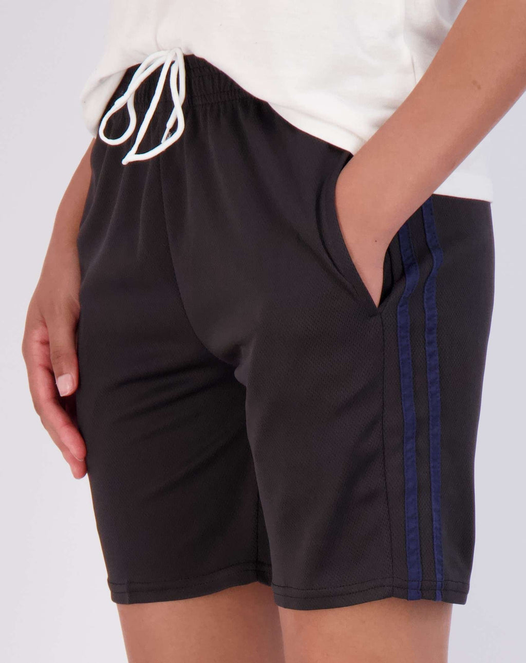 4 Pack: Women's 7" Mesh Quick-Dry Bermuda Shorts