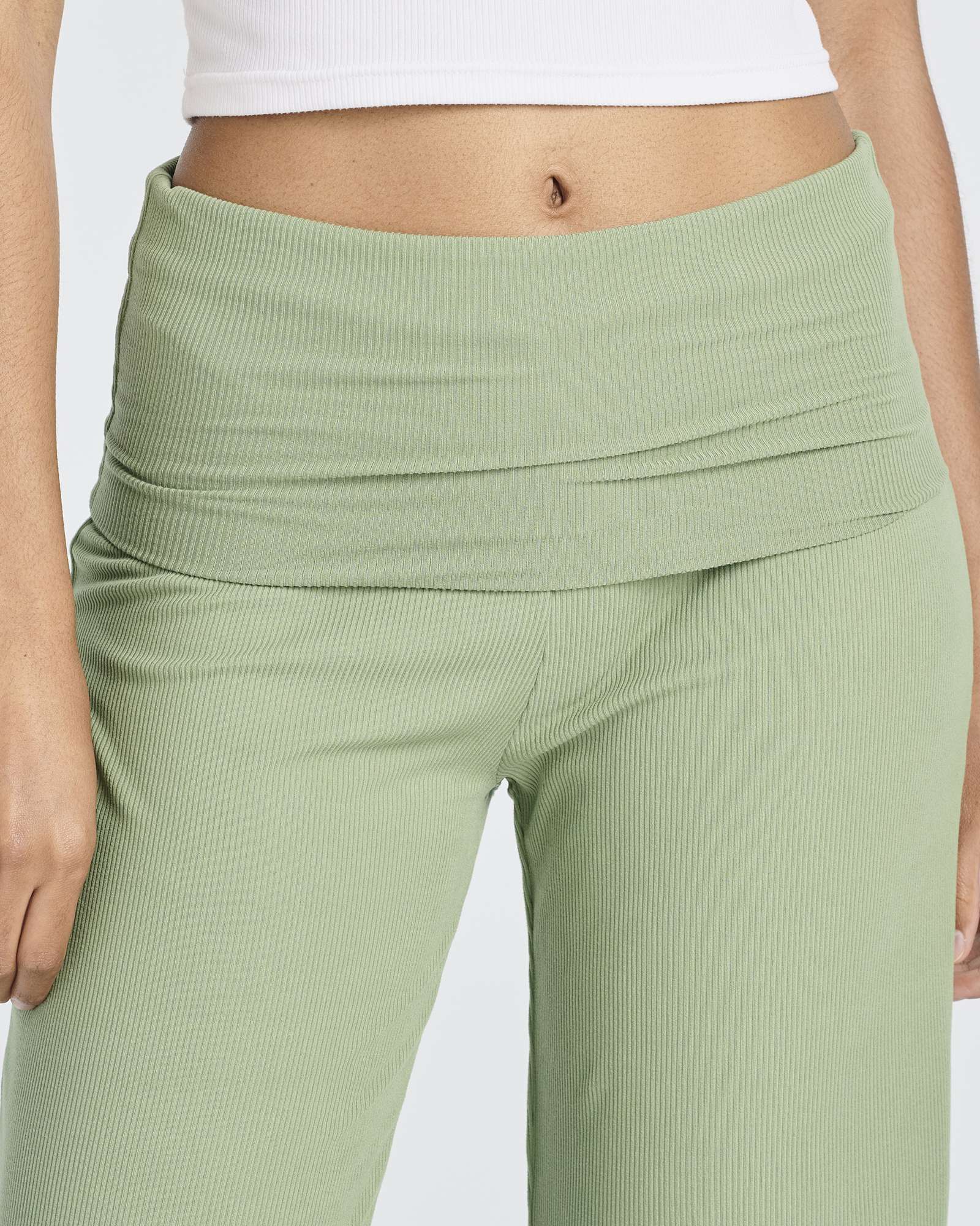 3 Pack: Women's Ribbed Foldover Wide Leg Capri Pants