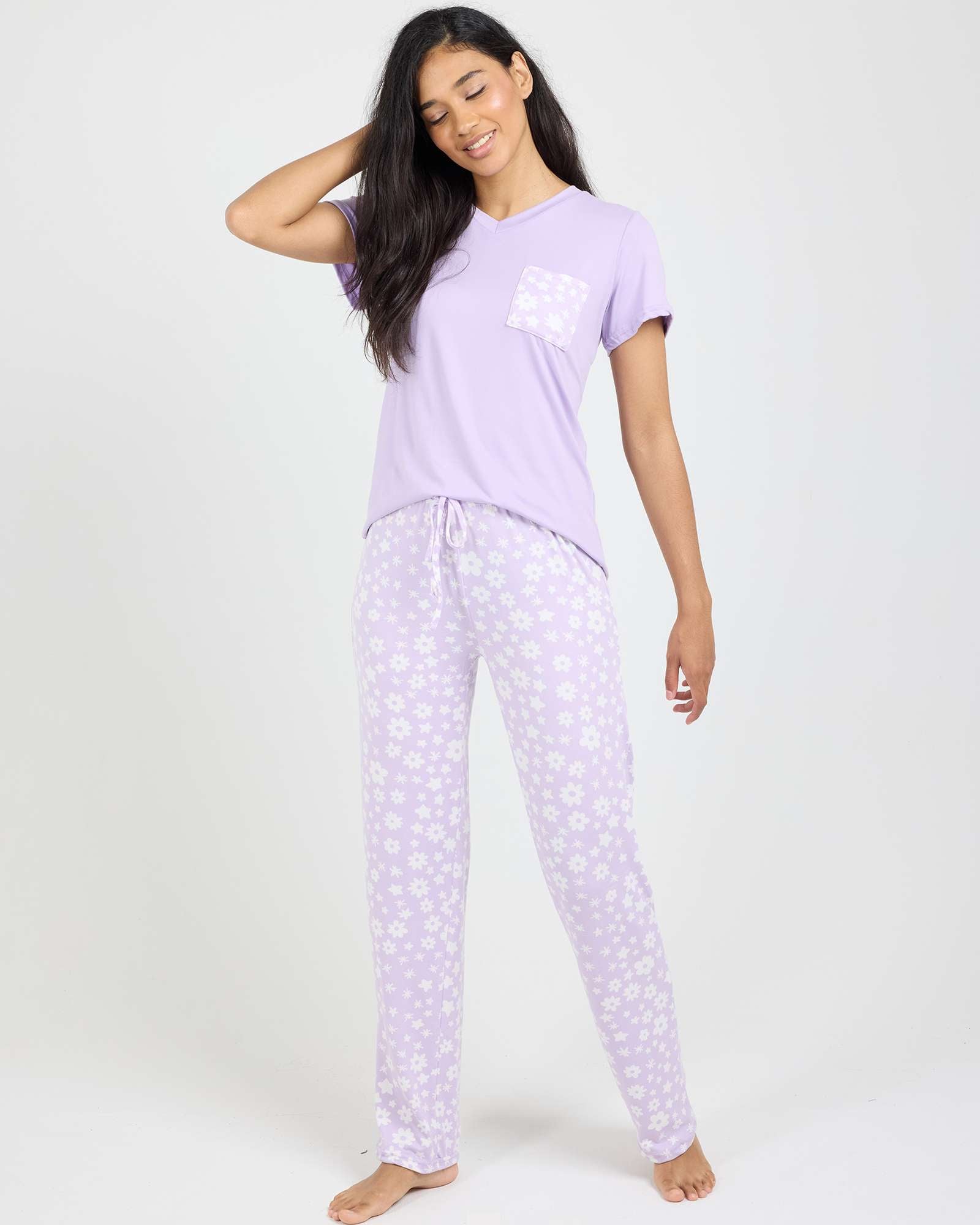 2 Pack: Women’s Pajama Set Super-Soft Short Sleeve V-Neck Top With Pants (Available in Plus Size)