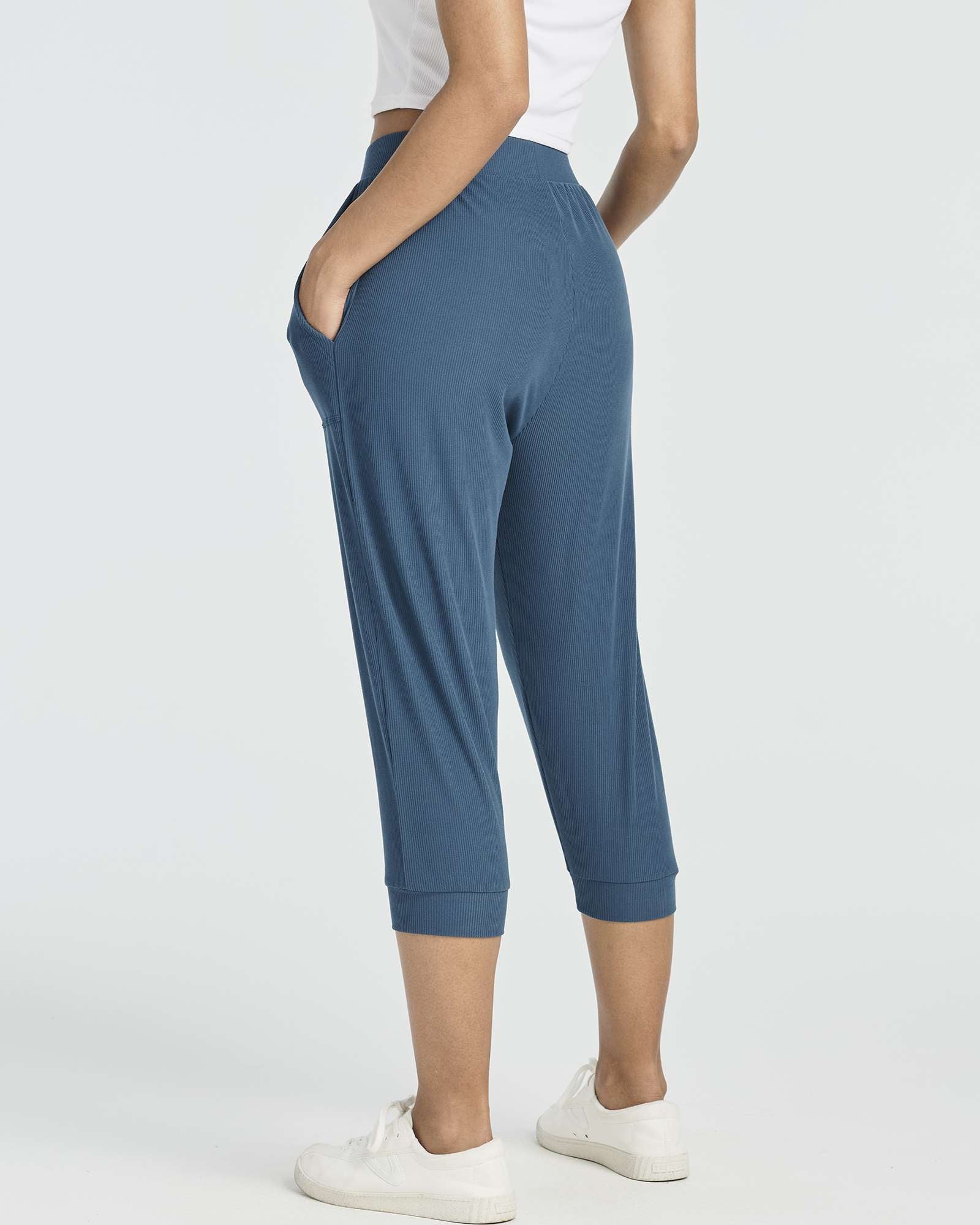 3 Pack: Women's Ribbed Capri Jogger Lounge Sweatpants