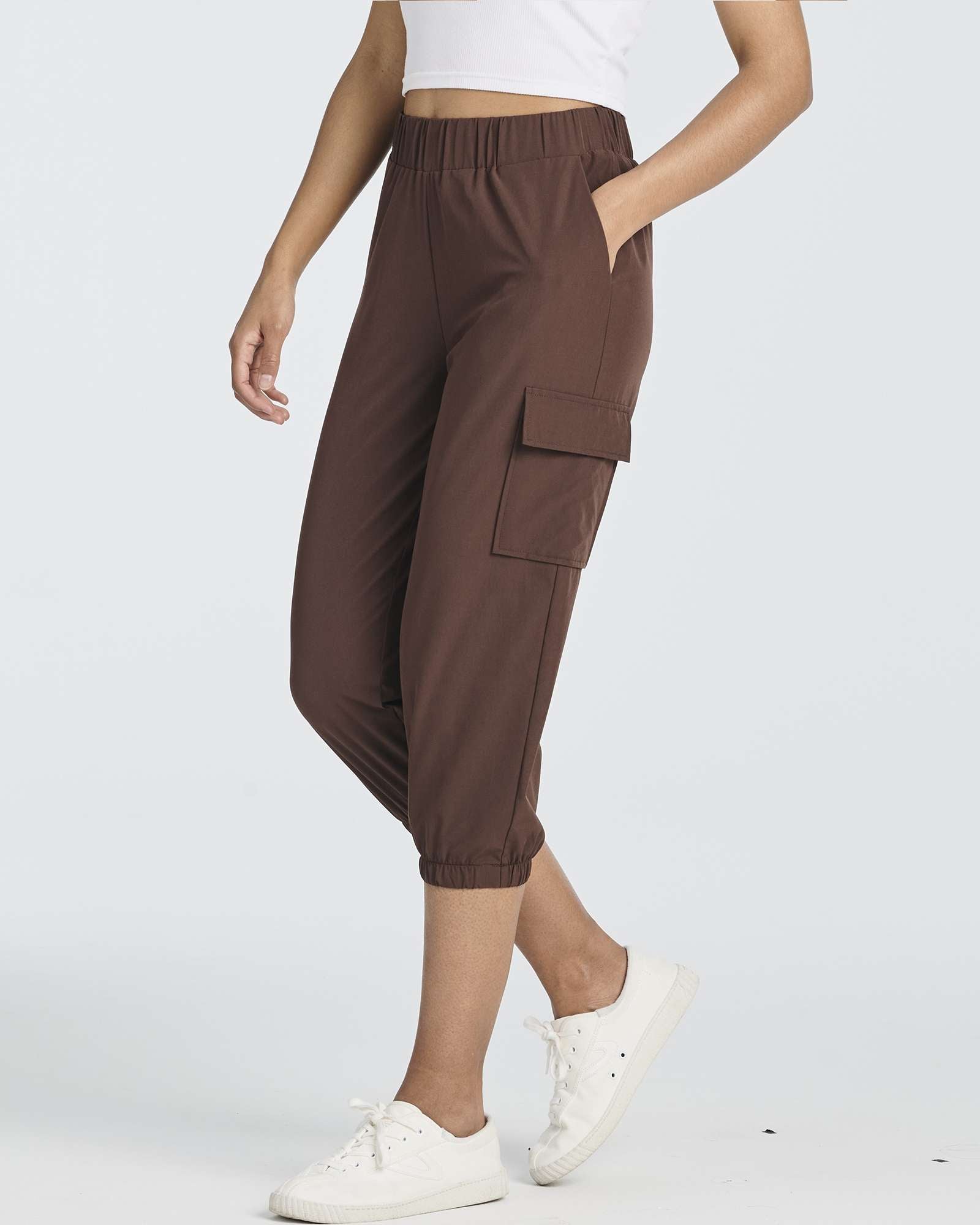 3 Pack: Women's Woven Cargo Capri Jogger Pants