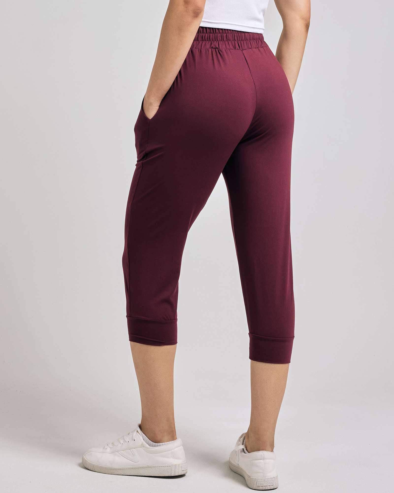 3 Pack: Women's Capri Joggers (Available in Plus Size)
