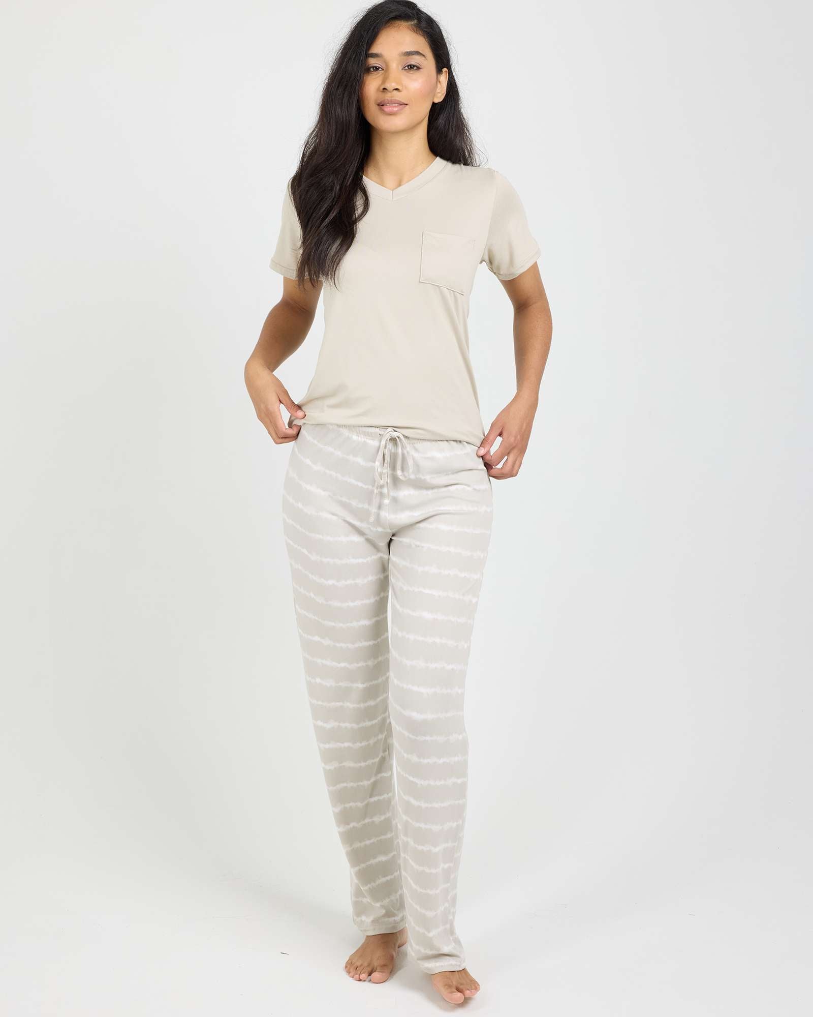 2 Pack: Women’s Pajama Set Super-Soft Short Sleeve V-Neck Top With Pants (Available in Plus Size)