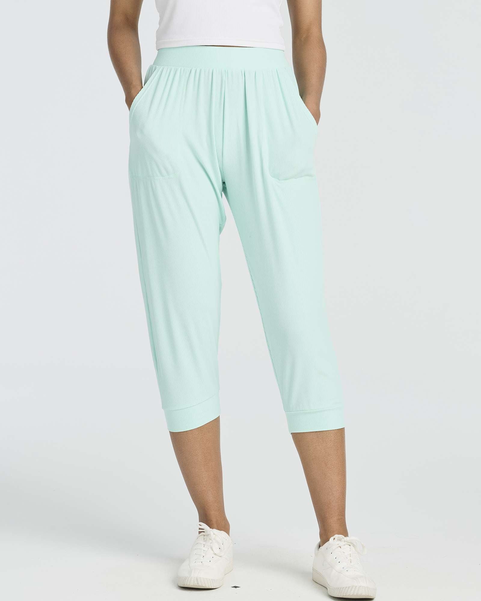 3 Pack: Women's Ribbed Capri Jogger Lounge Sweatpants
