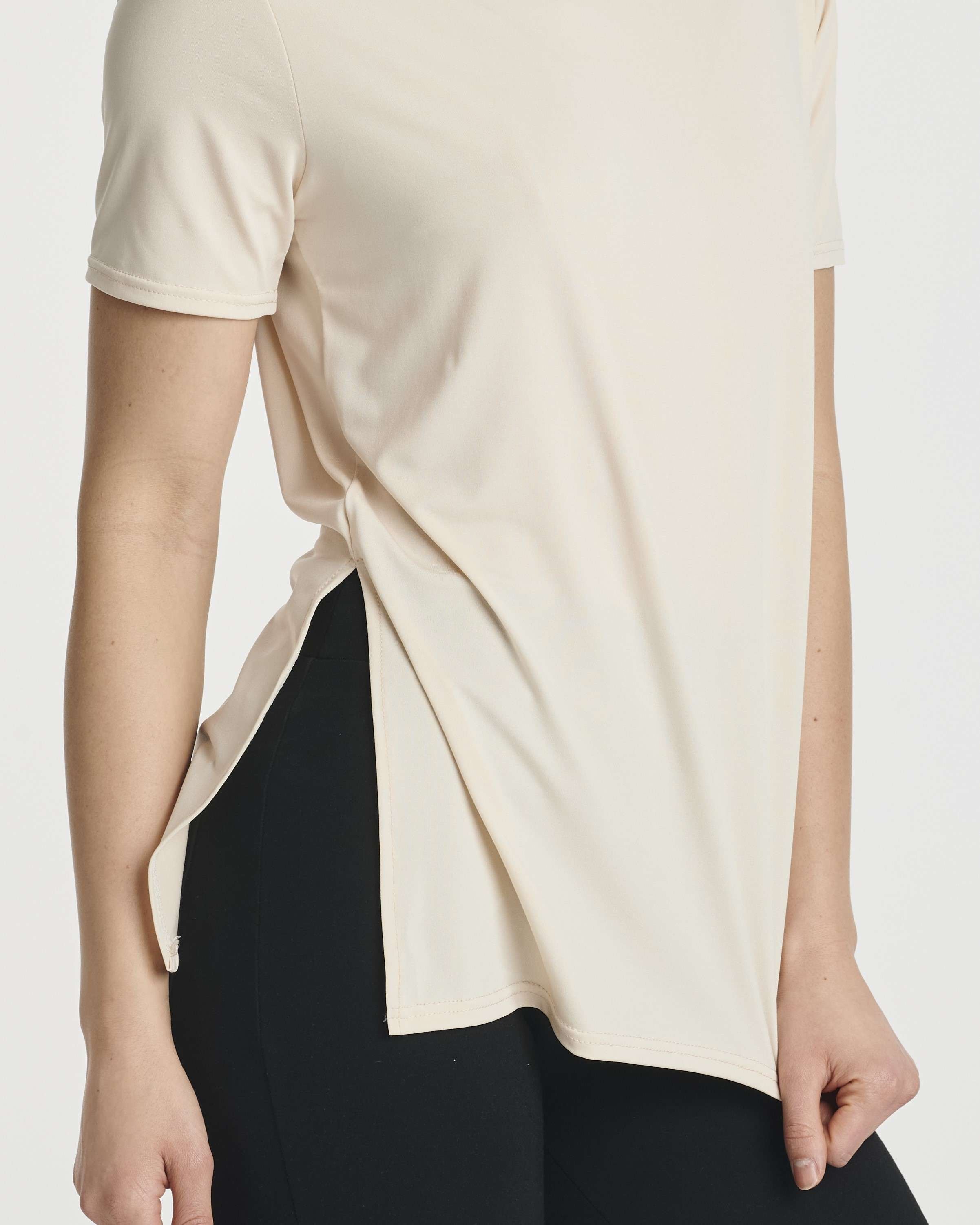 5 Pack: Women's Short Sleeve Crew Relaxed Yoga Top (Available in Plus Size)