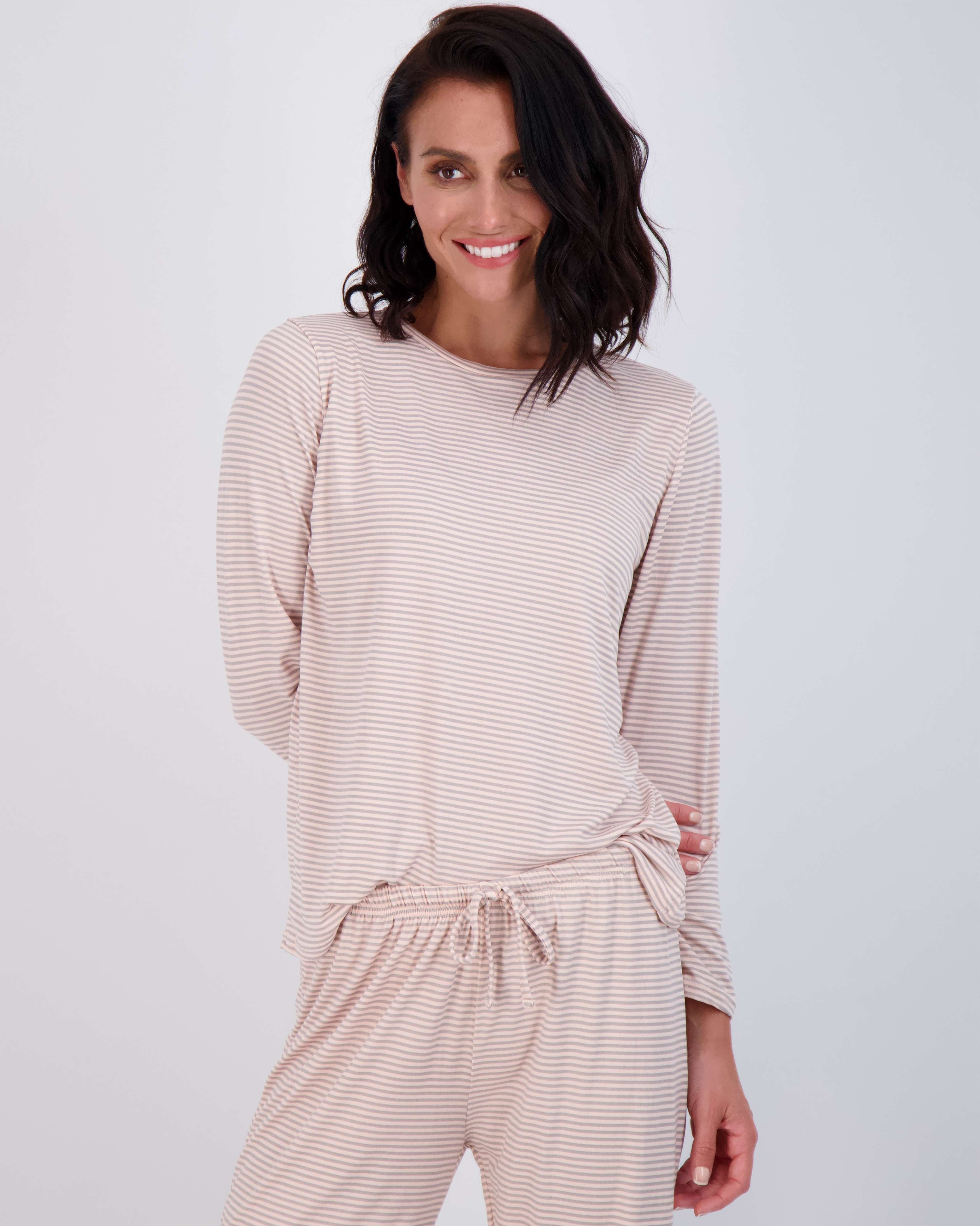 2 Pack: Women’s Pajama Set Super-Soft Long Sleeve Top With Pants