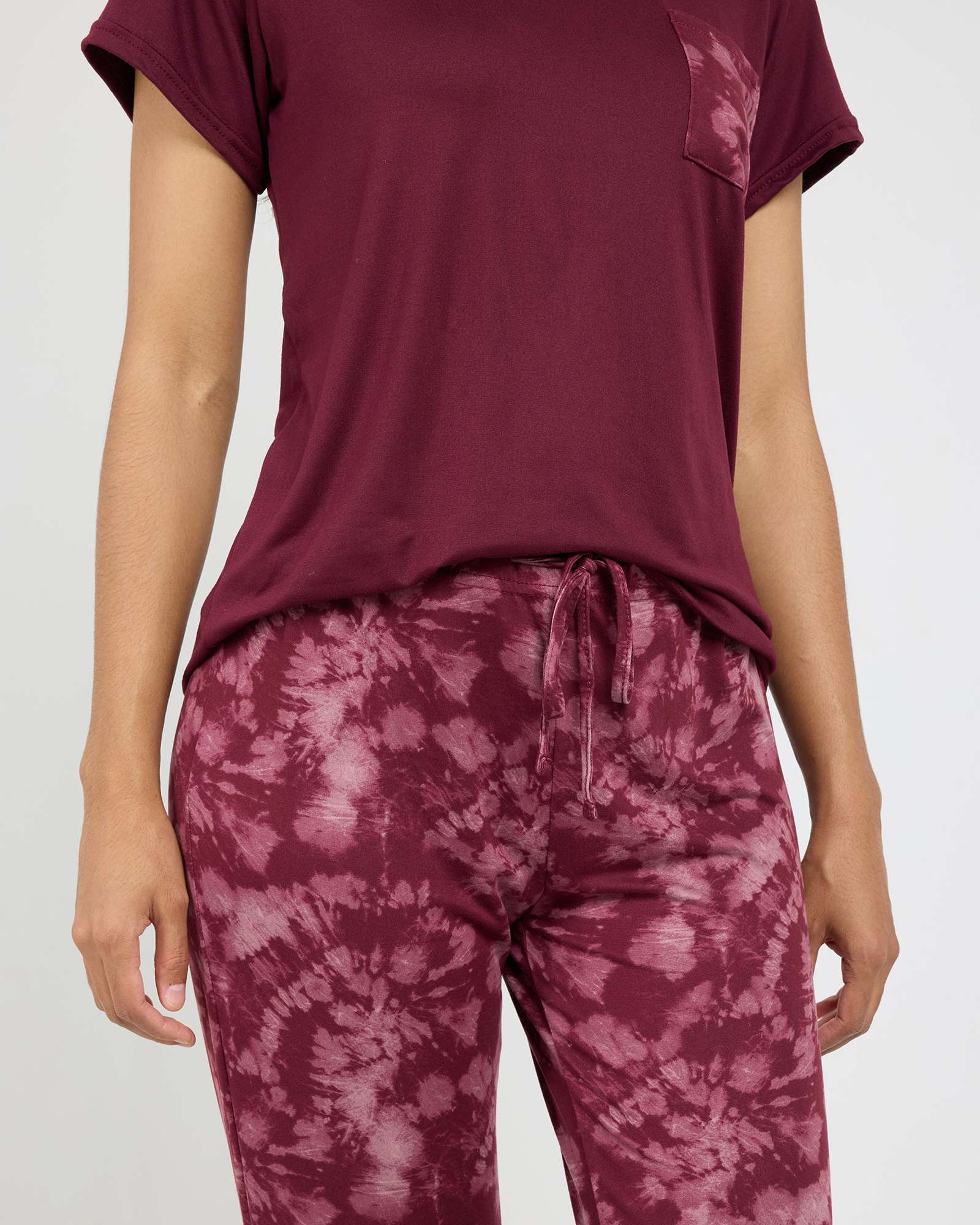 2 Pack: Women’s Pajama Set Super-Soft Short Sleeve V-Neck Top With Pants (Available in Plus Size)