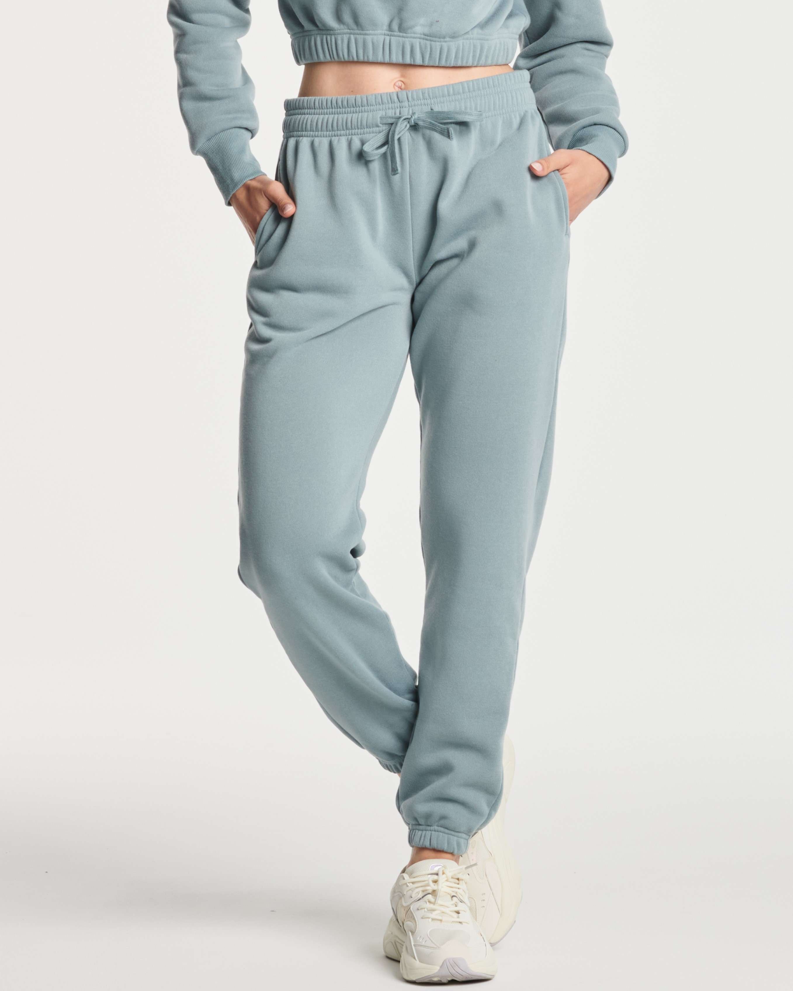 3 Pack: Women's Fleece Jogger Sweatpants with Elastic Cuff (Available in Plus Size)
