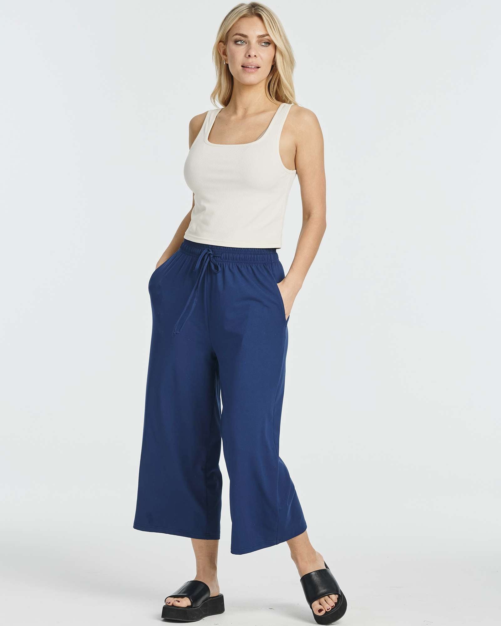 3 Pack: Women's Ultra-Soft Wide Leg Capri Pants