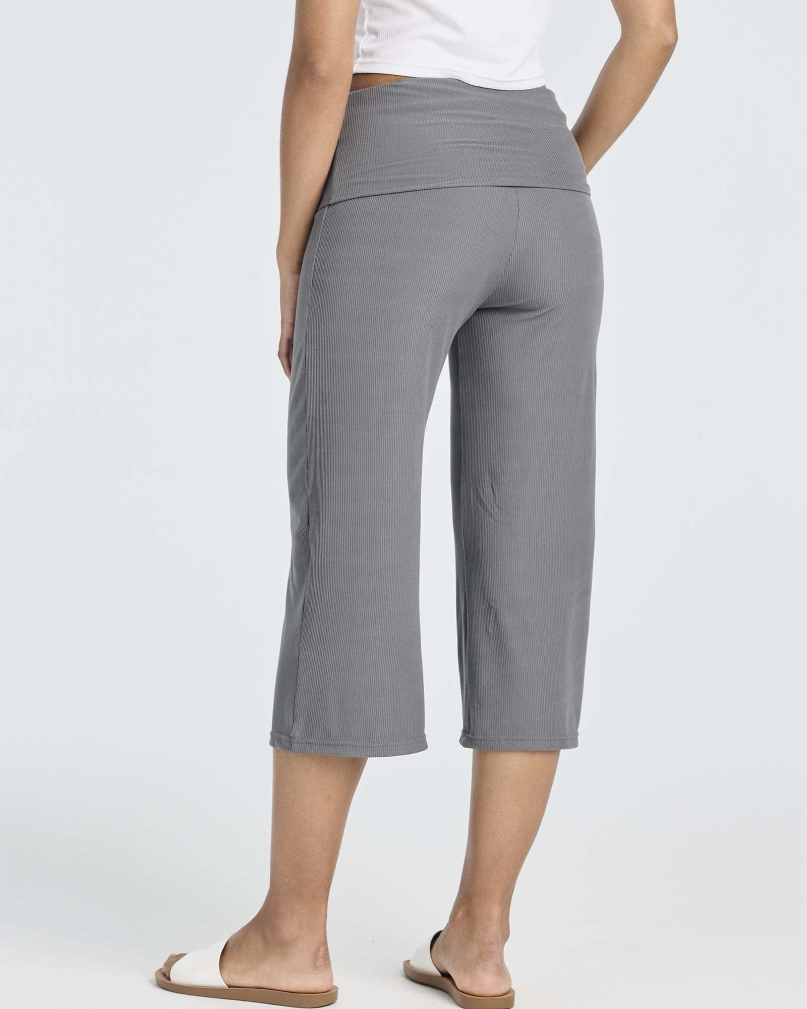 3 Pack: Women's Ribbed Foldover Wide Leg Capri Pants
