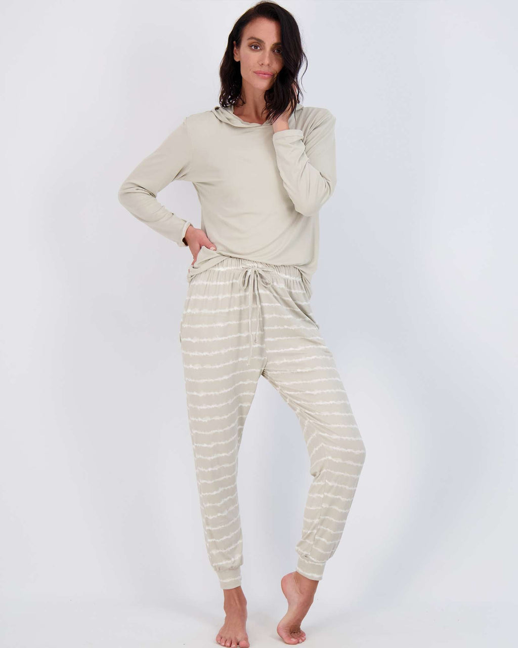 4 Piece: Womens Long Sleeve Henley & Jogger Lounge Pajama Set