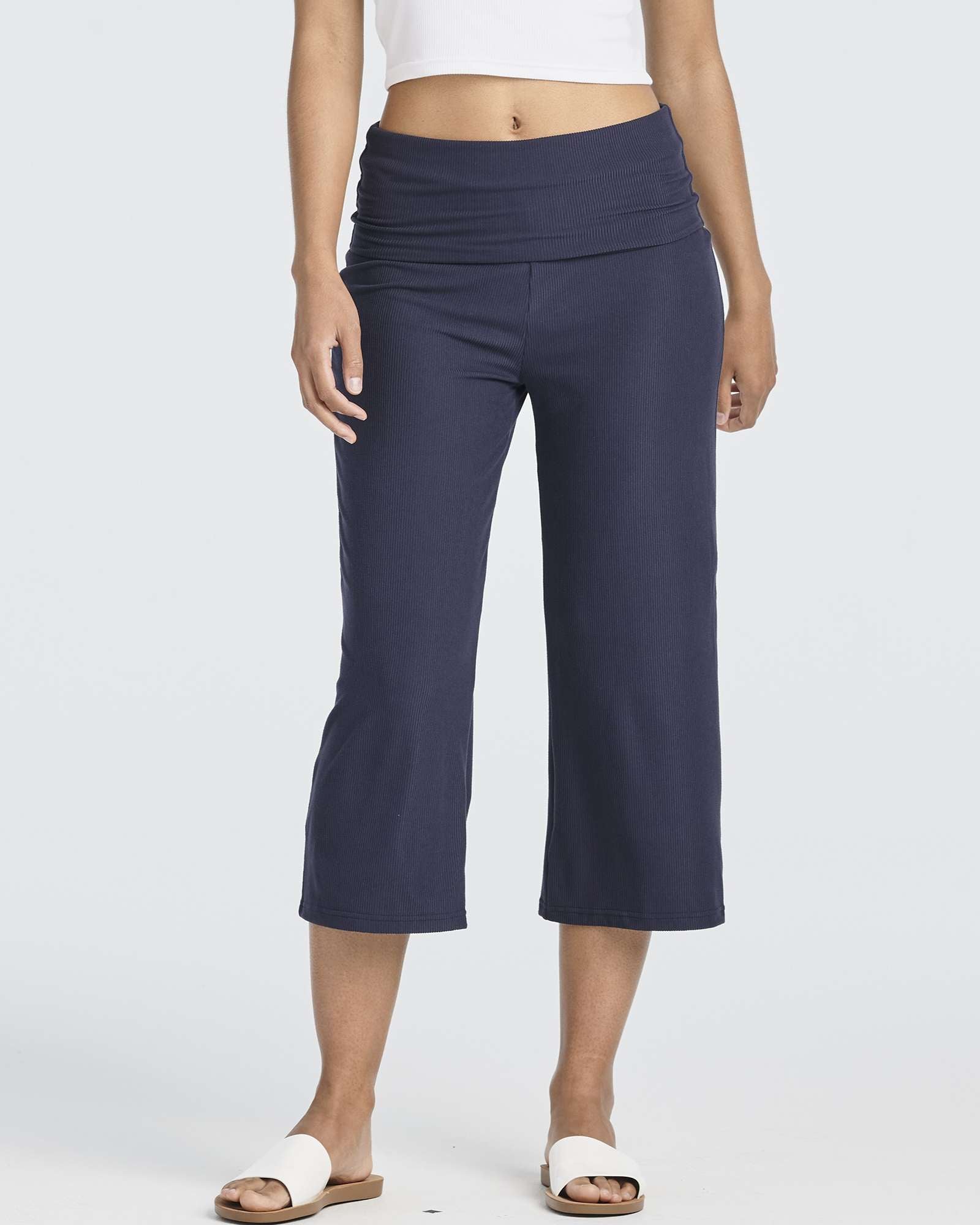 3 Pack: Women's Ribbed Foldover Wide Leg Capri Pants