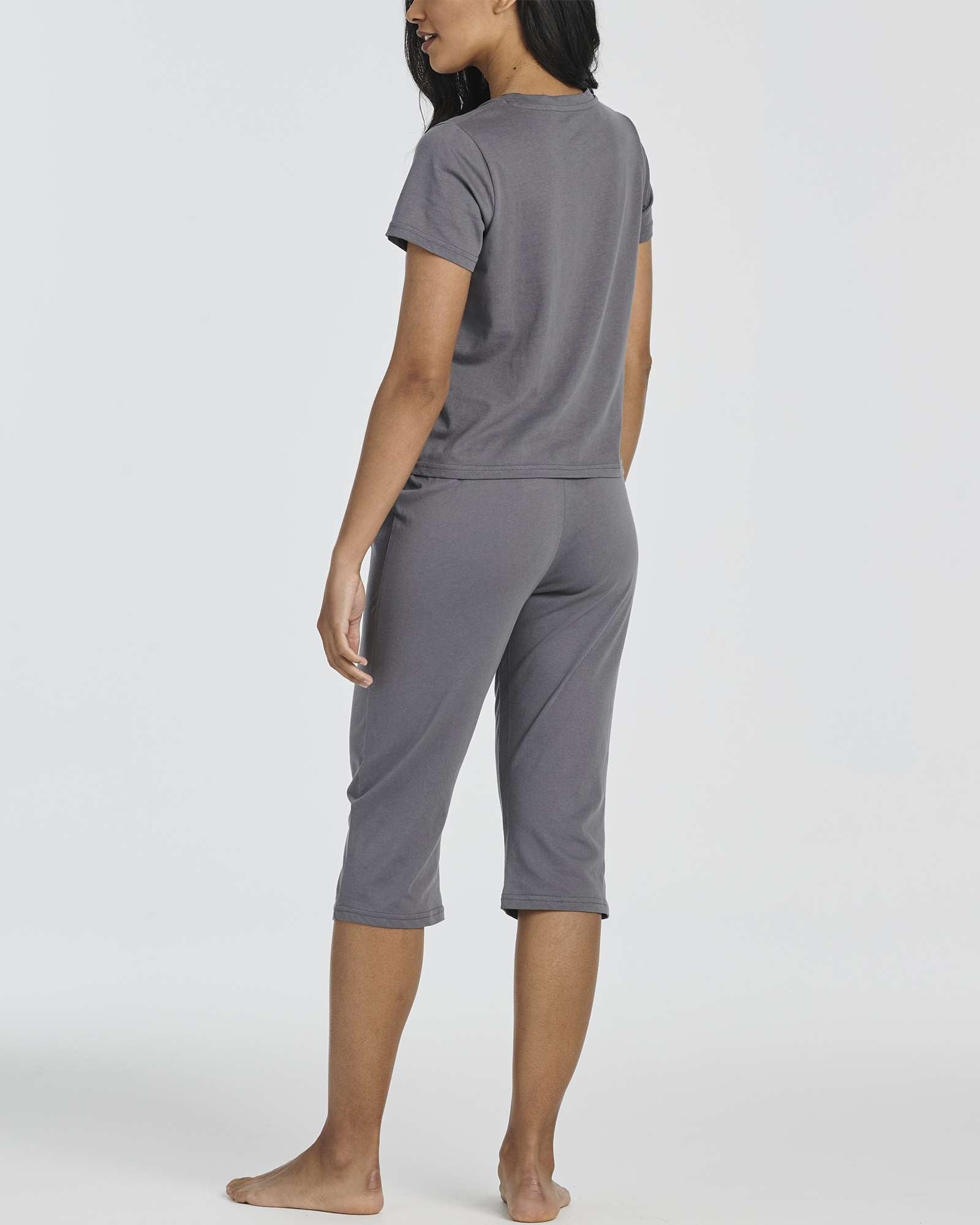 2 Pack: Women's Cotton Pajamas with Capri Pants