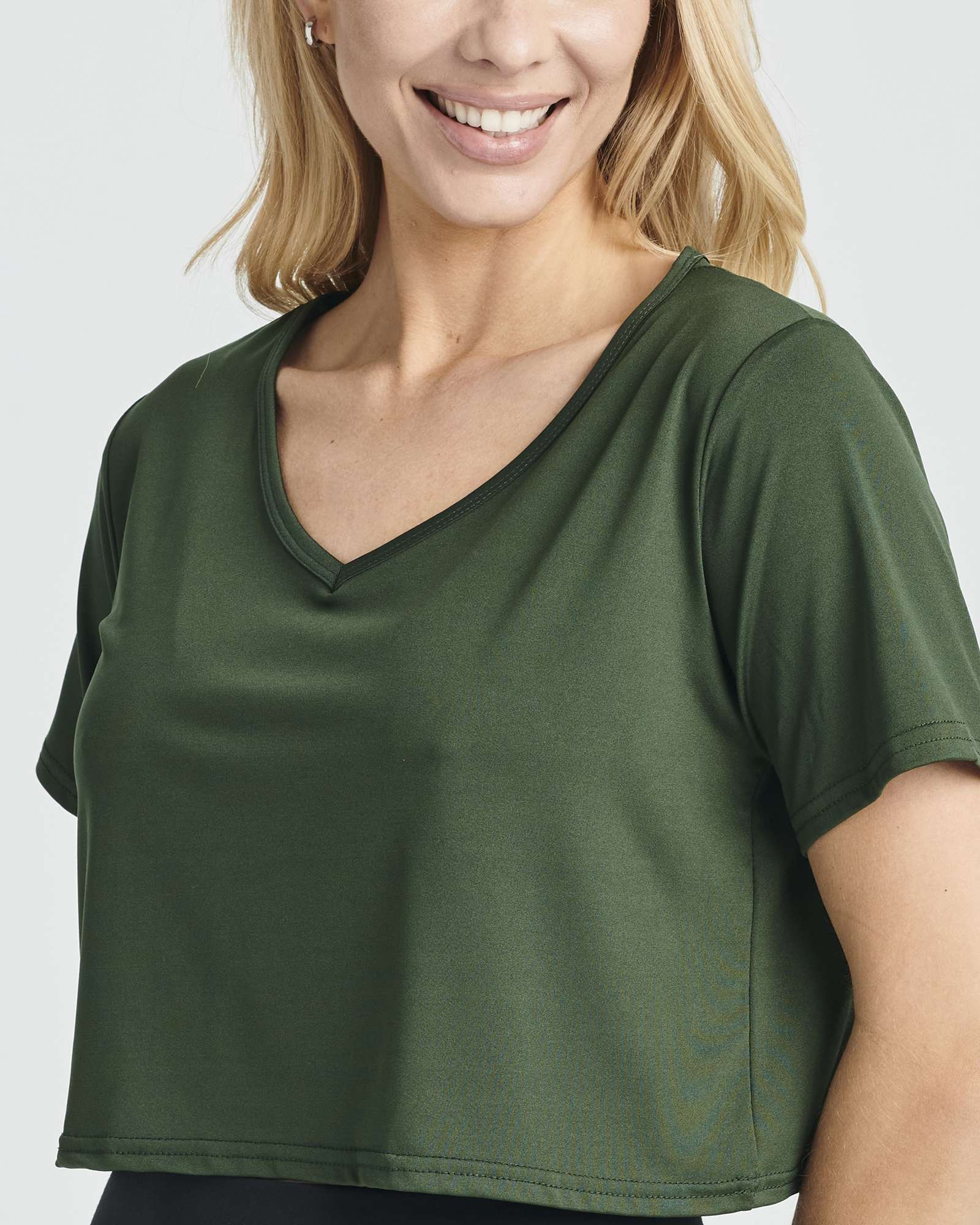 5 Pack: Women's Dry-Fit Short Sleeve V-Neck Crop Top