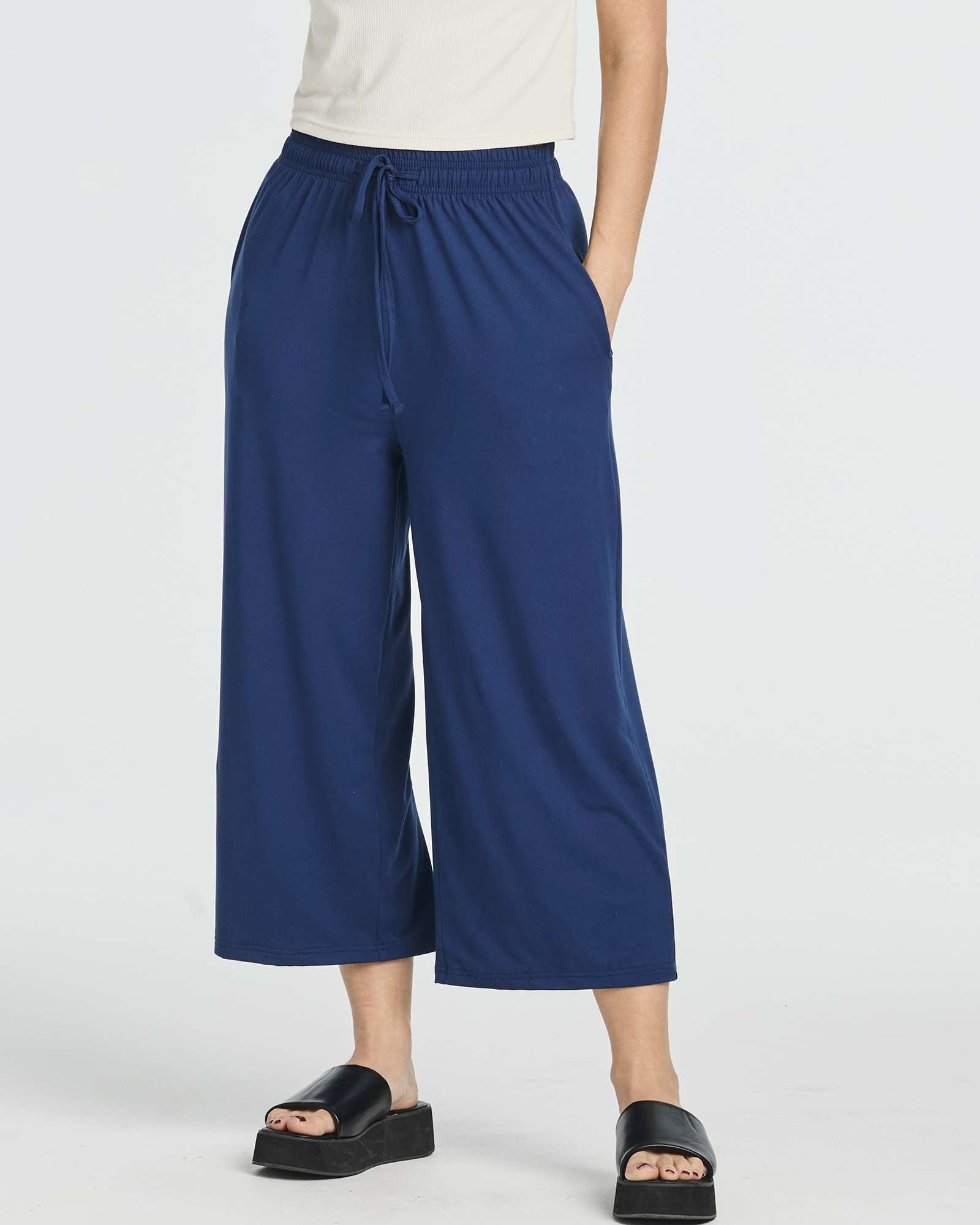 3 Pack: Women's Ultra-Soft Wide Leg Capri Pants