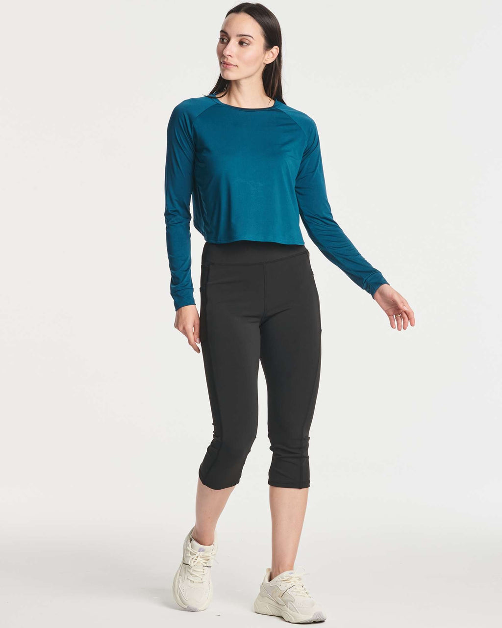 4 Pack: Women's Long Sleeve Petal Back Crop Top (Available in Plus Size)